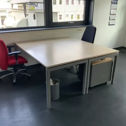 Biurko 160x80x74cm nogi z regulacją wysokości