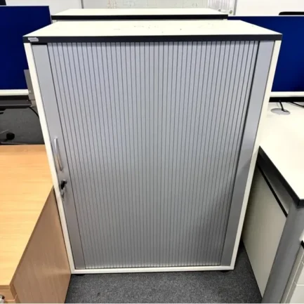 Szafka z drzwiami żaluzjowymi marka ASSMANN