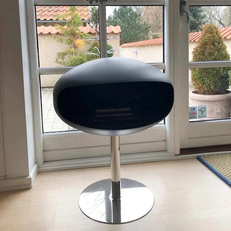 cocoon-pedestal-with-silver-base-customer-picture
